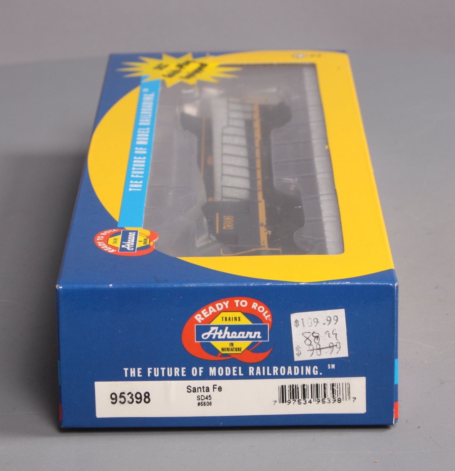 Athearn 95398 HO Scale Santa Fe SD45 Diesel Locomotive #5606