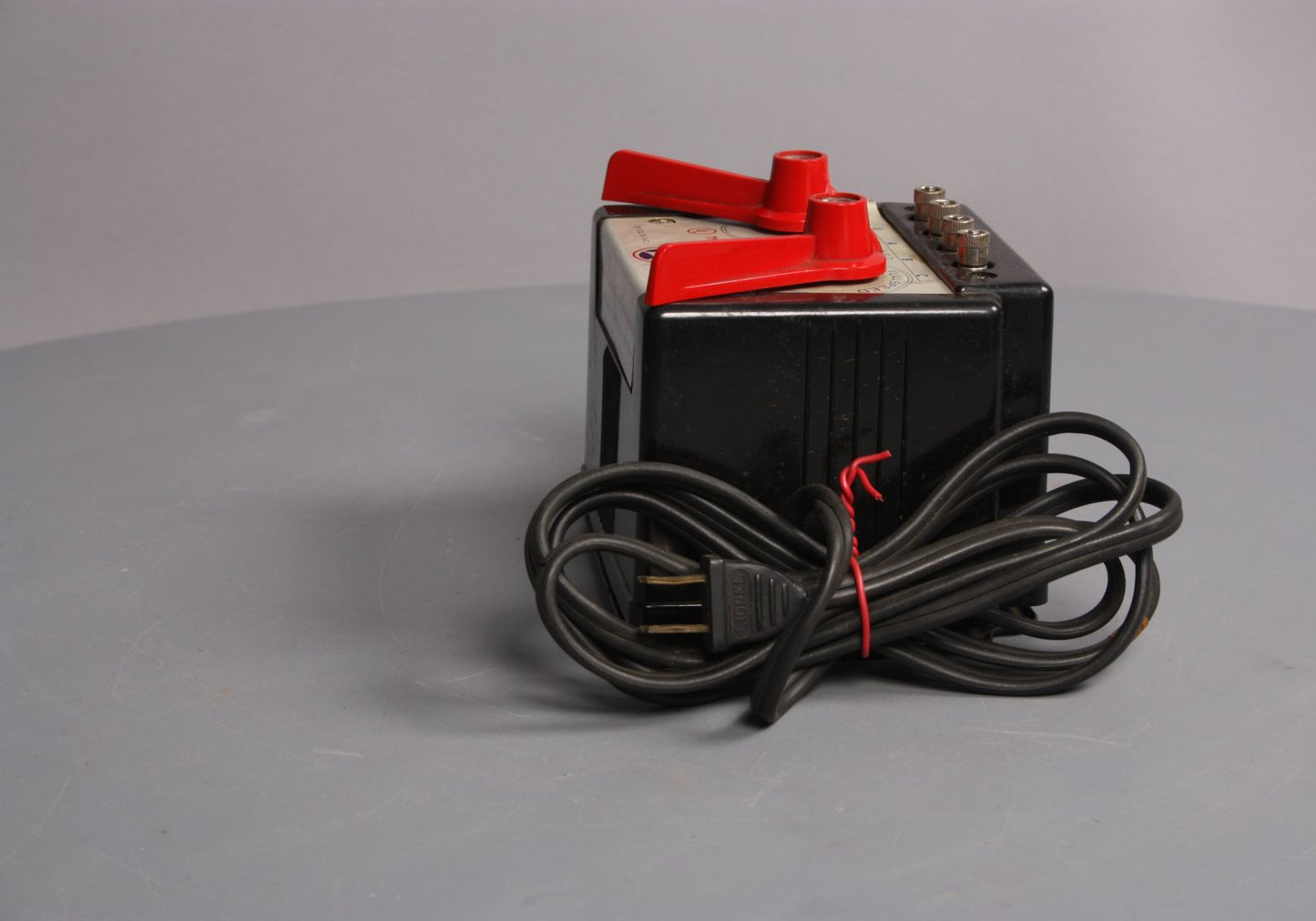 Lionel 1044 Vintage O 90 Watt Transformer w/Whistle Control