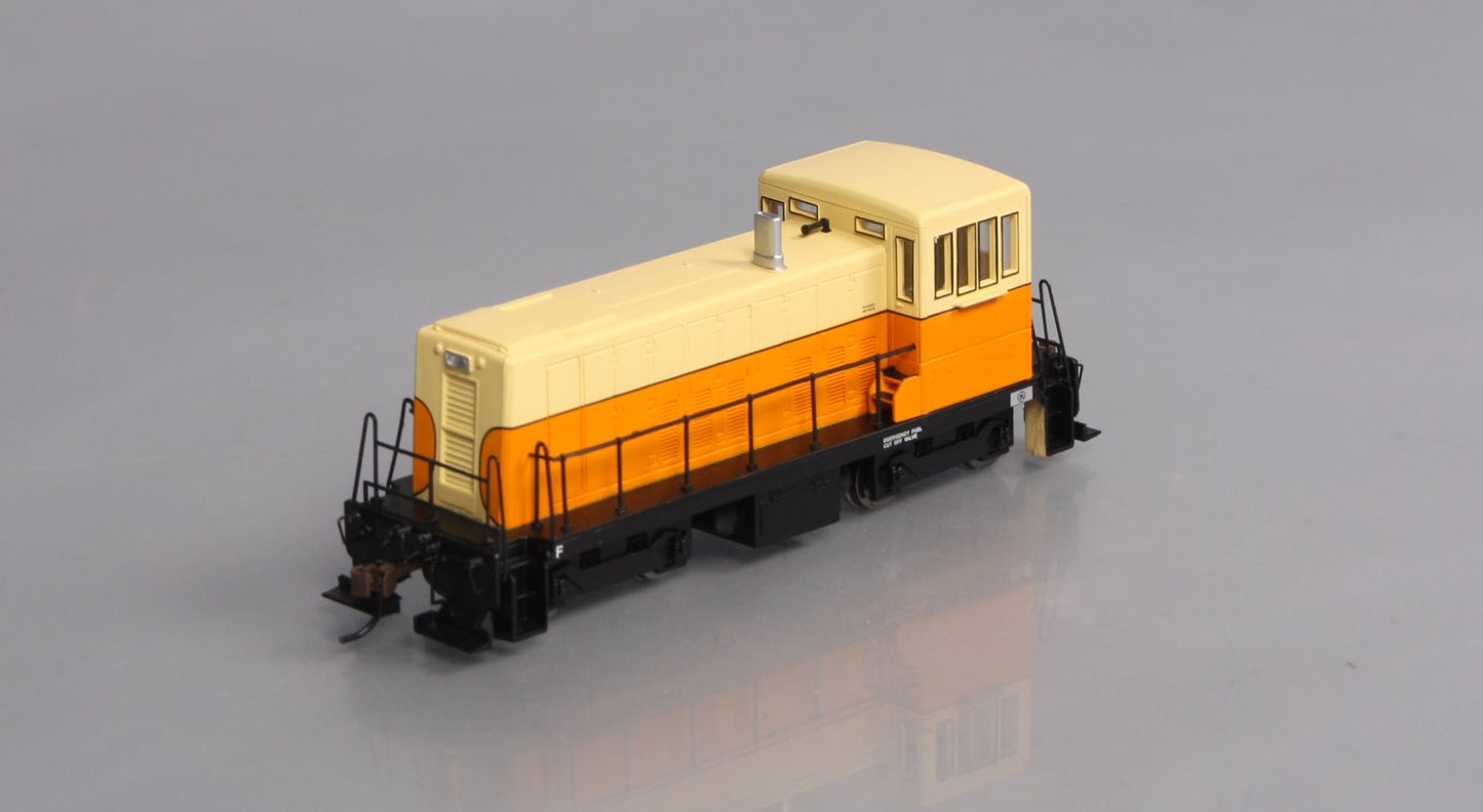 Bachmann 60611 HO Painted & Unlettered GE 70-Tonner Diesel Locomotive w/DCC