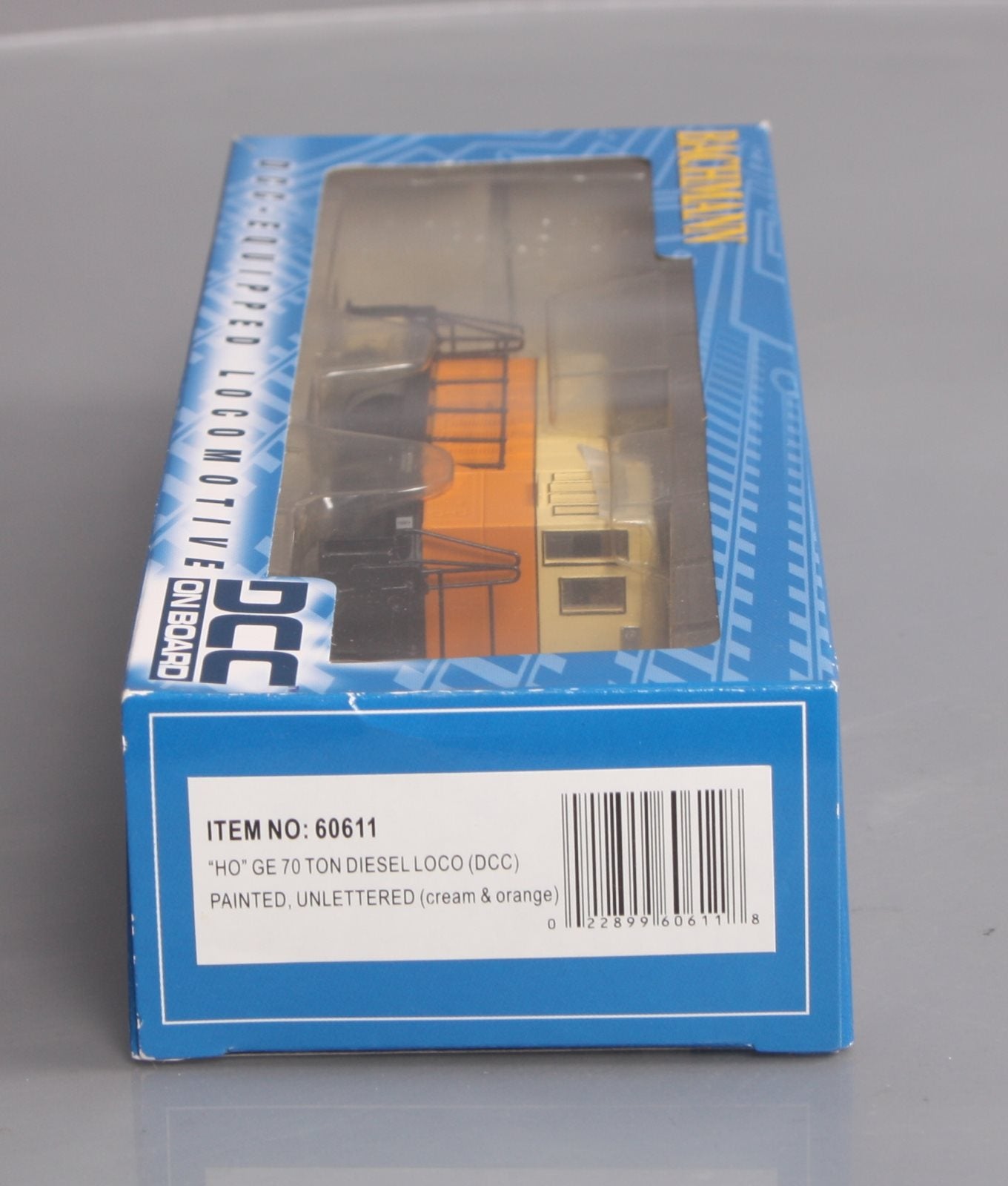 Bachmann 60611 HO Painted & Unlettered GE 70-Tonner Diesel Locomotive w/DCC