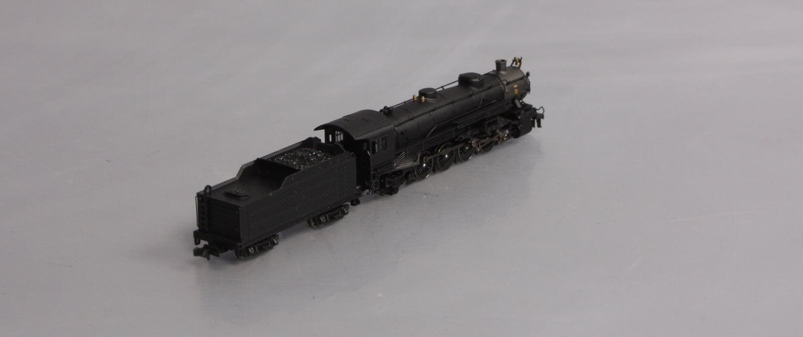 Bachmann 81651 N Scale Undecorated USRA Light 4-8-2 Steam Loco & Tender