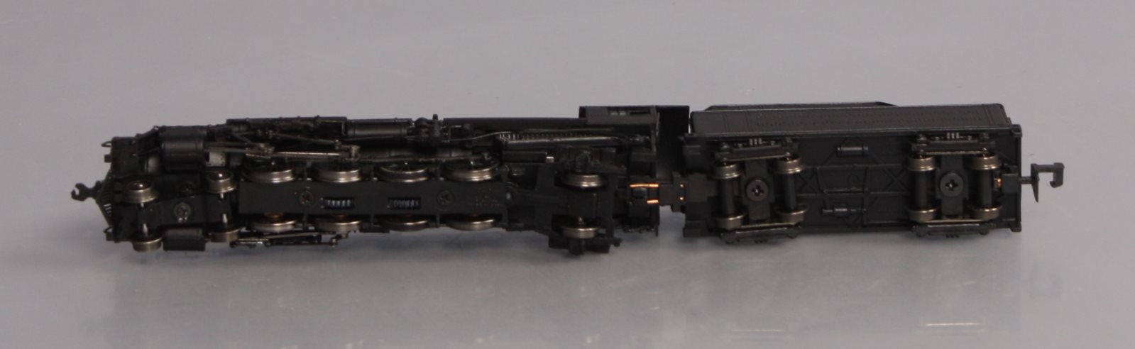 Bachmann 81651 N Scale Undecorated USRA Light 4-8-2 Steam Loco & Tender