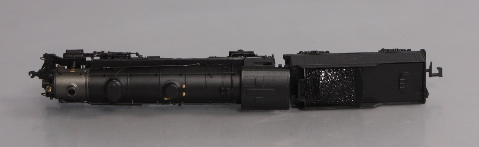 Bachmann 81651 N Scale Undecorated USRA Light 4-8-2 Steam Loco & Tender