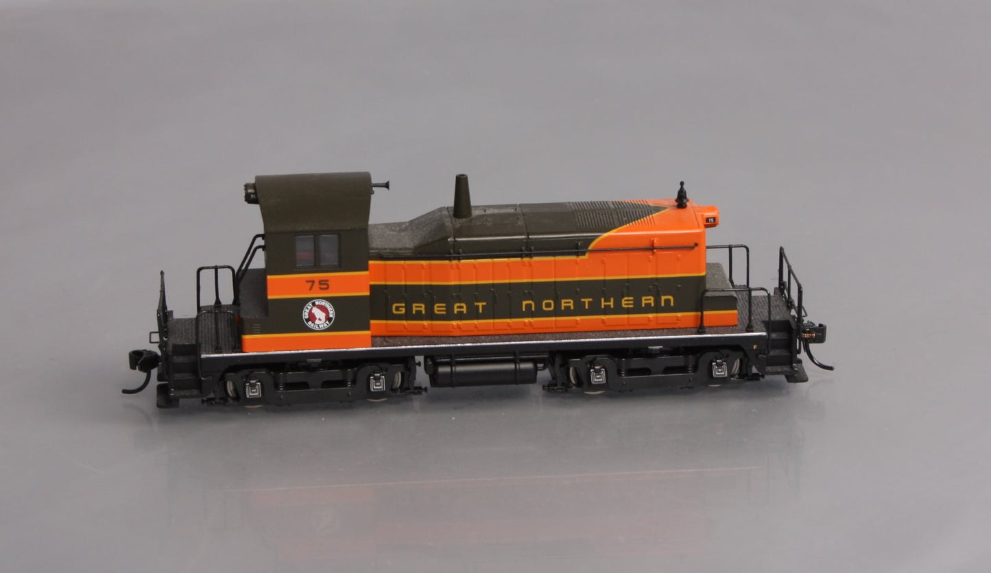 Walthers 910-9213 HO Great Northern EMD SW1 Diesel Switcher #75 - Standard DC