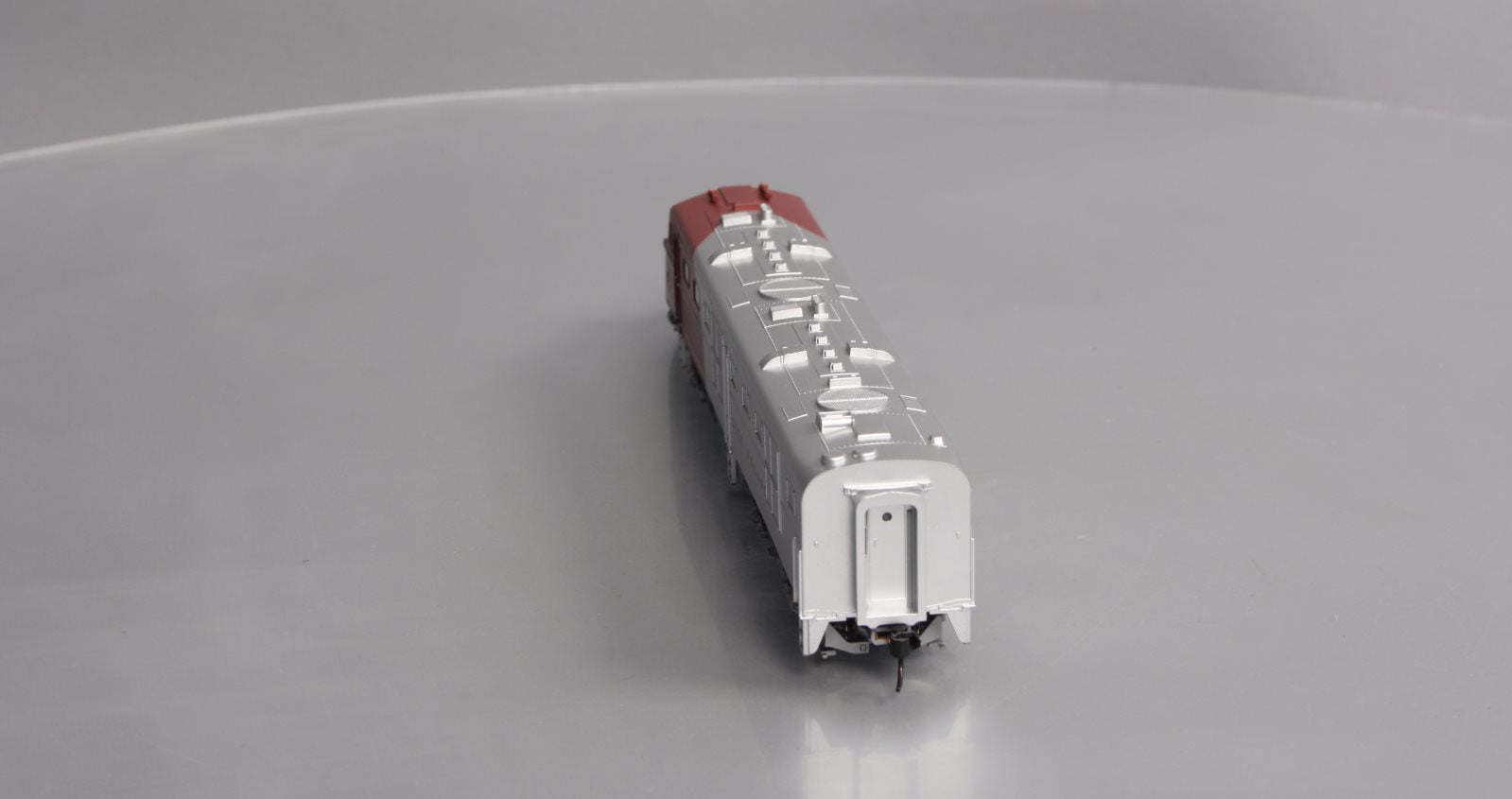 Walthers 910-9105 HO Rock Island Alco DL109 #623 (maroon, silver)