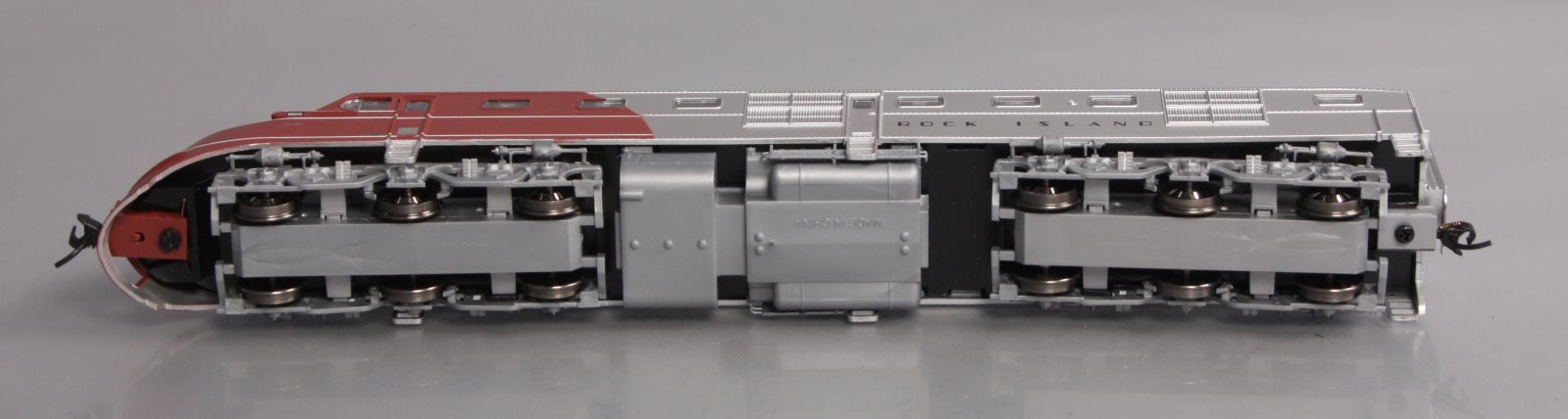 Walthers 910-9105 HO Rock Island Alco DL109 #623 (maroon, silver)