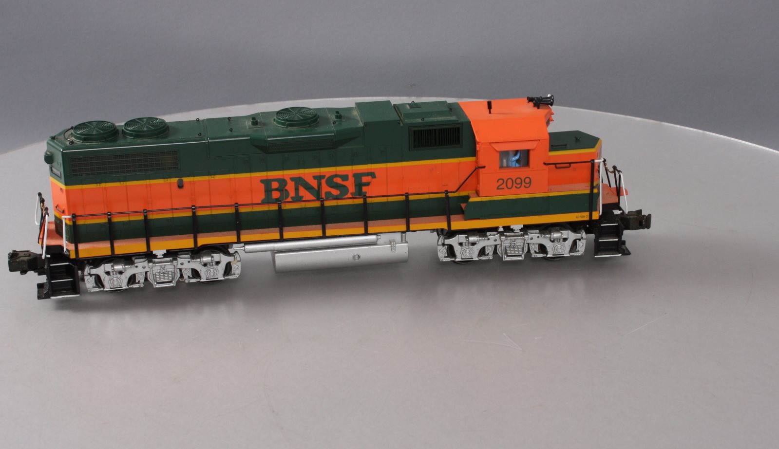 K-Line K2411-2099 O Burlington Northern Santa Fe GP38-2 Diesel Locomotive #2099 LN/Box