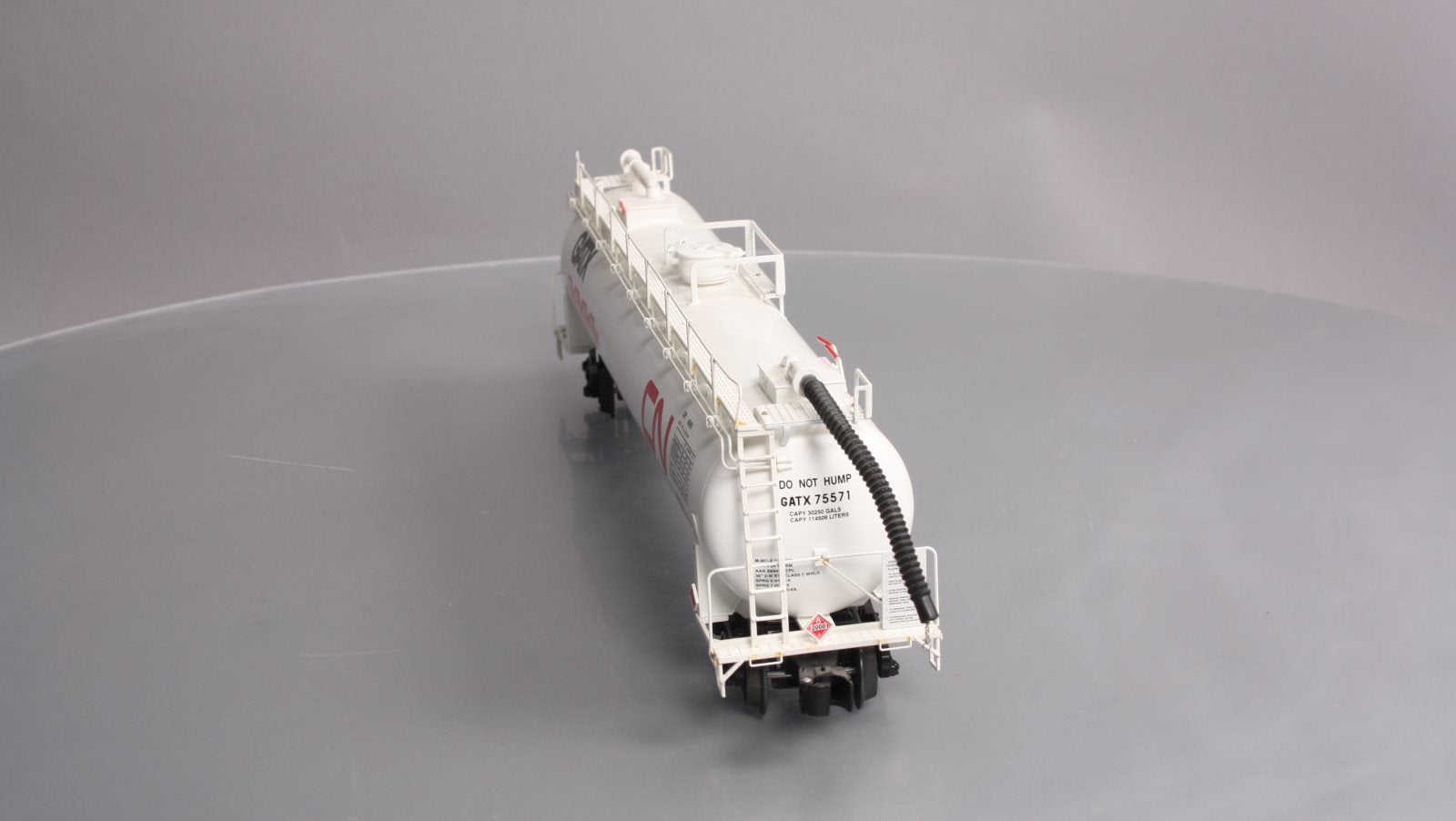 Lionel 6-19638 O Gauge Canadian National Tank Train Intermediate Tank Car #75571 LN/Box
