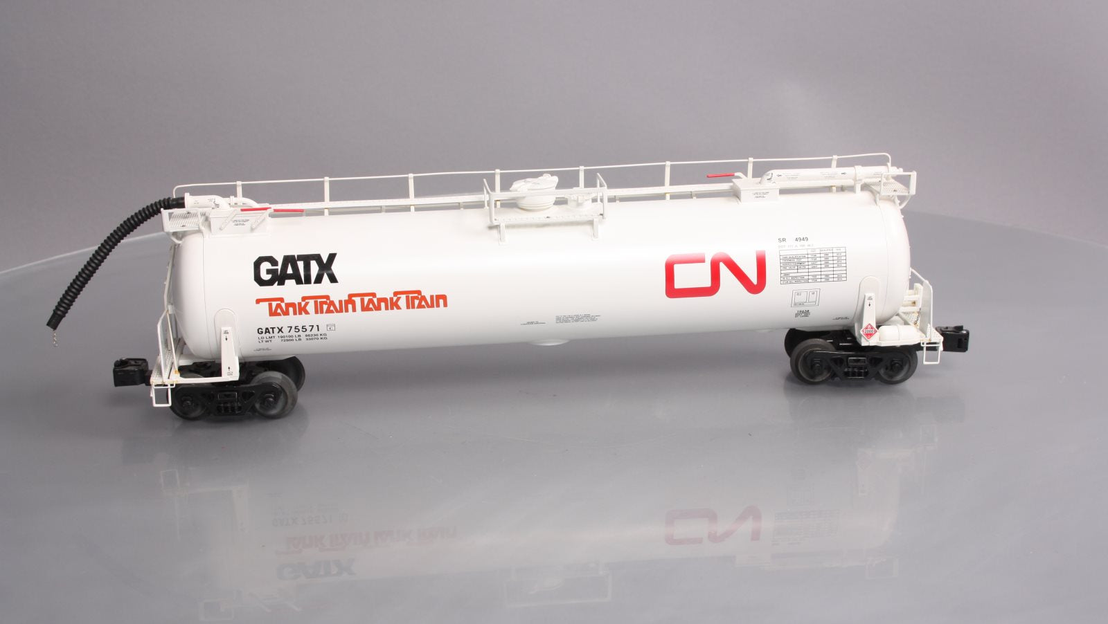 Lionel 6-19638 O Gauge Canadian National Tank Train Intermediate Tank Car #75571 LN/Box