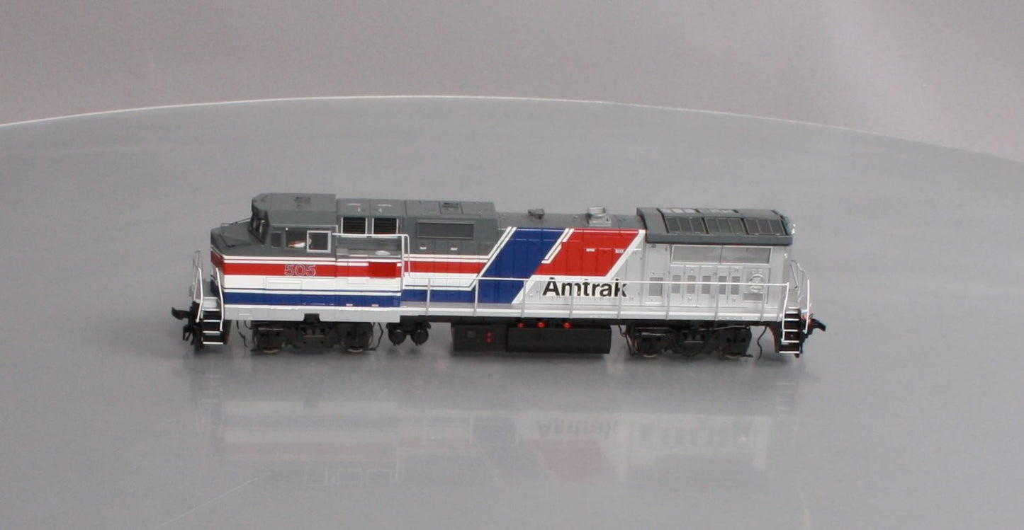 Atlas 9071 HO Scale Amtrak Dash 8-32BW Diesel Locomotive #505 w/DCC