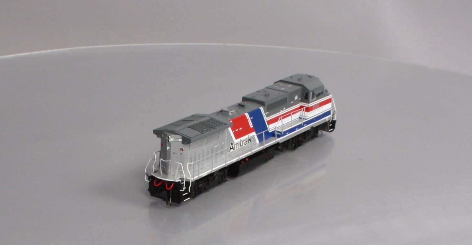 Atlas 9071 HO Scale Amtrak Dash 8-32BW Diesel Locomotive #505 w/DCC