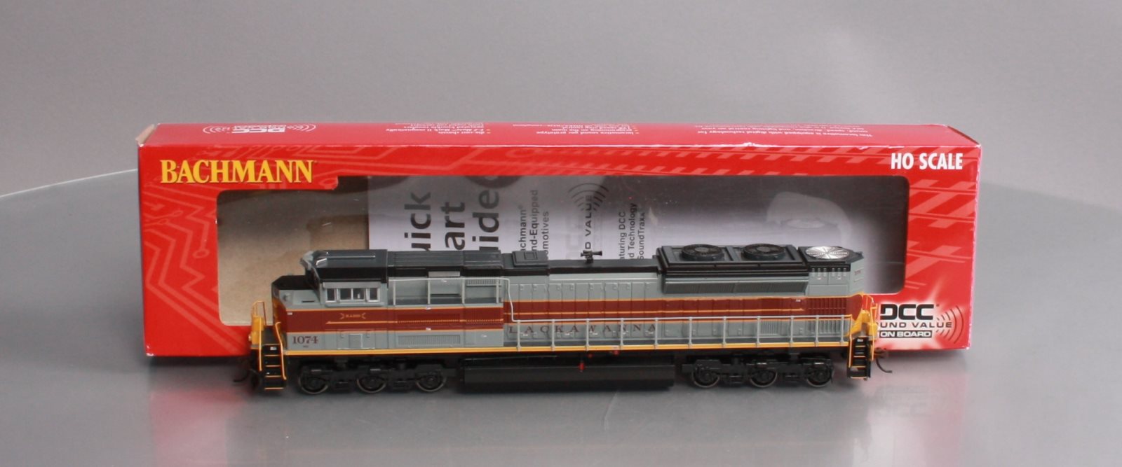 Bachmann 66010 HO Lackawanna SD70ACe Diesel Loco Sound/DCC #1074