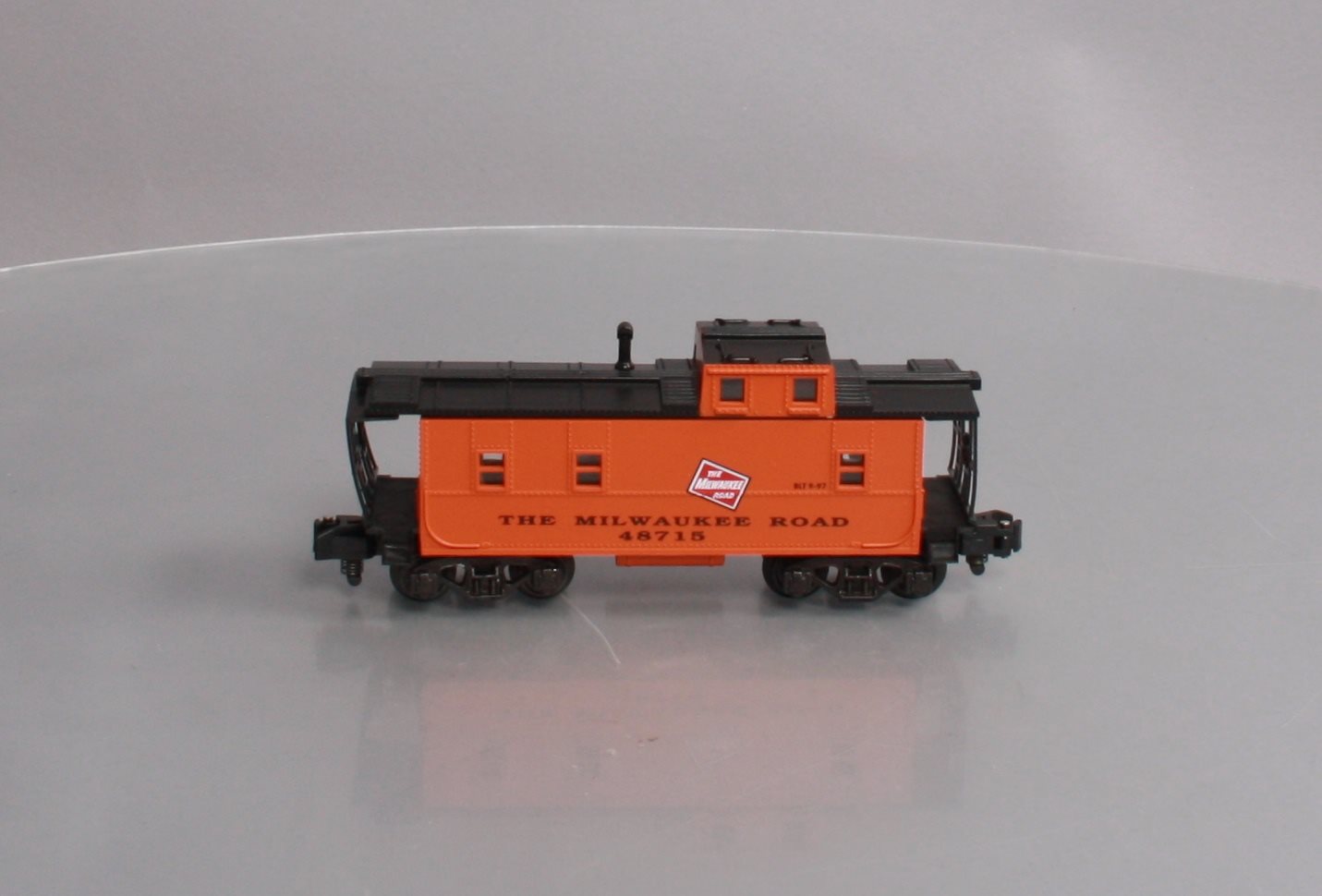 American Flyer 6-48715 S Gauge Milwaukee Road Offset Cupola Caboose #48715 LN/Box