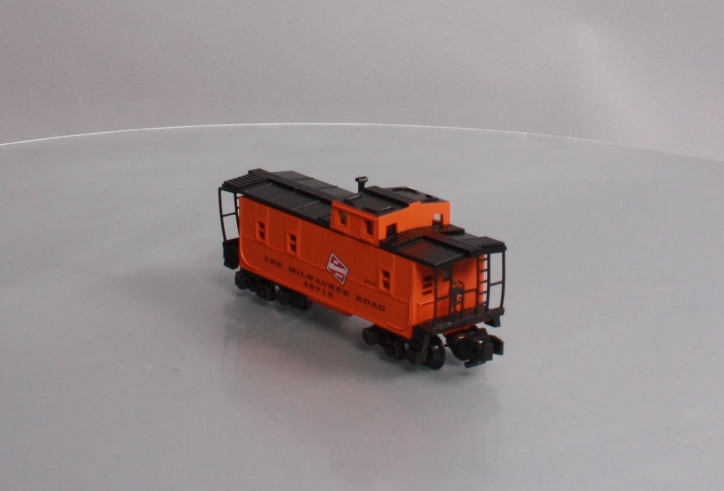 American Flyer 6-48715 S Gauge Milwaukee Road Offset Cupola Caboose #48715 LN/Box