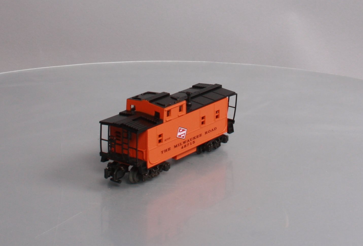American Flyer 6-48715 S Gauge Milwaukee Road Offset Cupola Caboose #48715 LN/Box