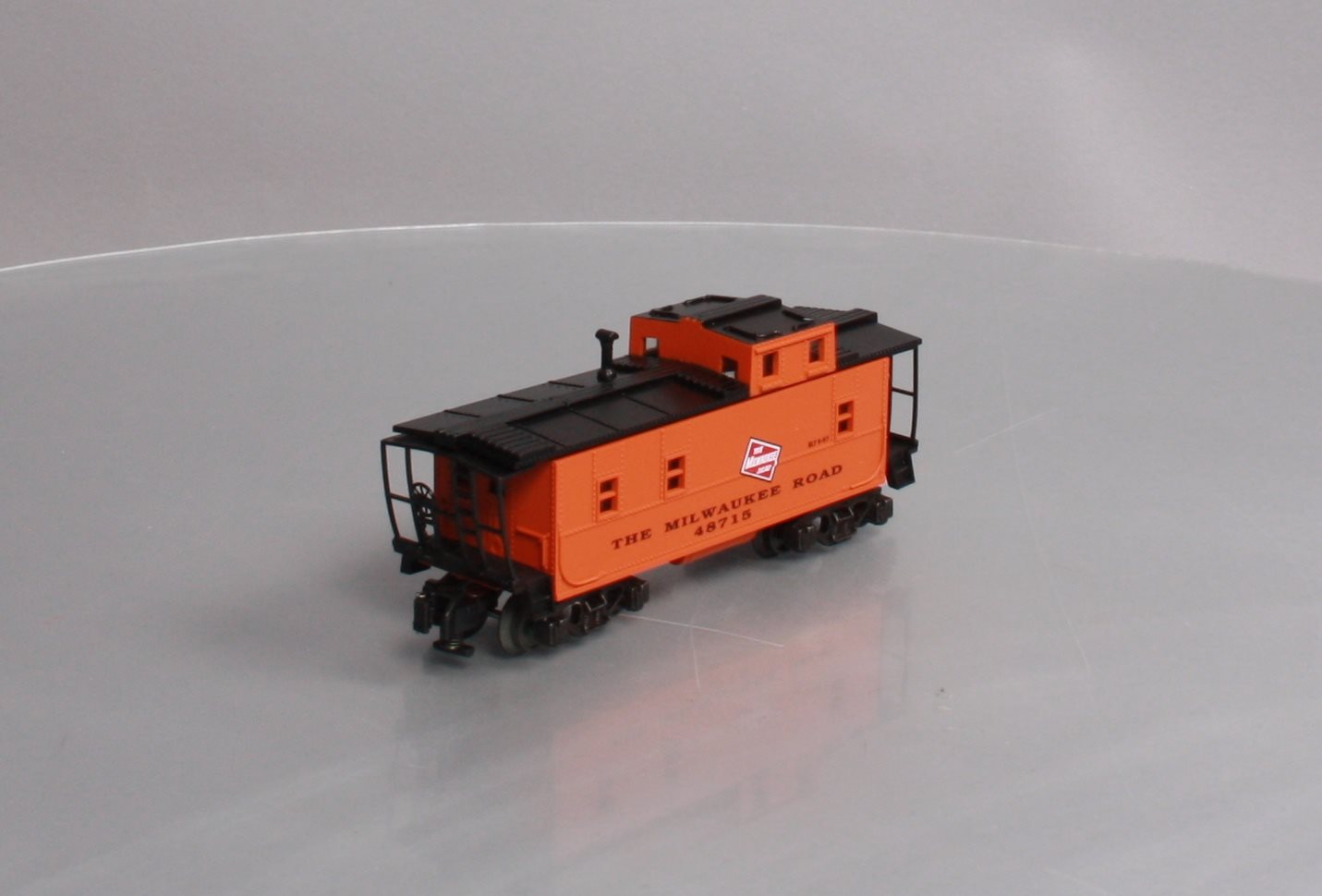 American Flyer 6-48715 S Gauge Milwaukee Road Offset Cupola Caboose #48715 LN/Box