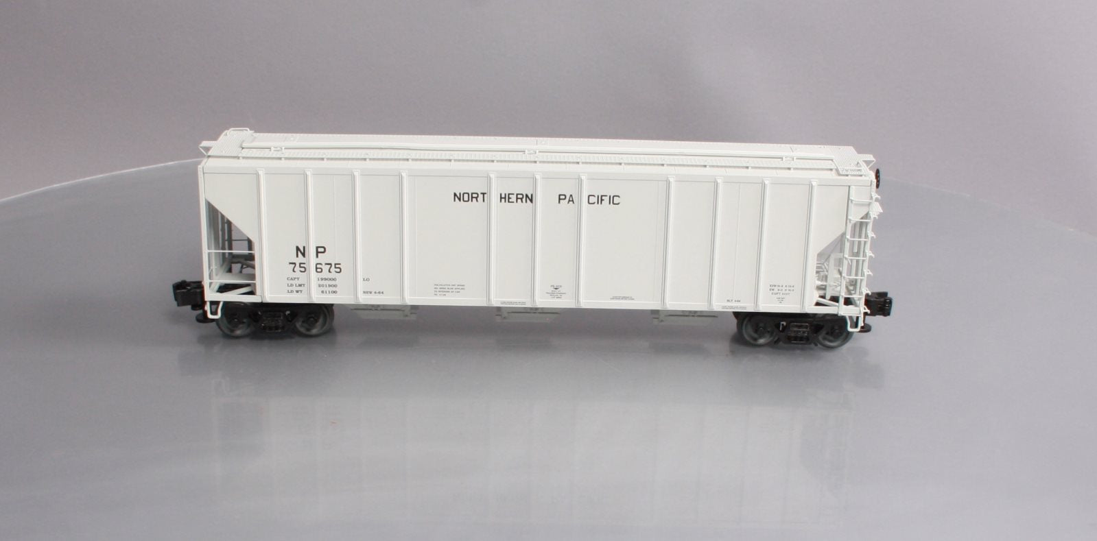 Lionel 6-84126 O Northern Pacific PS-2CD Covered Hopper