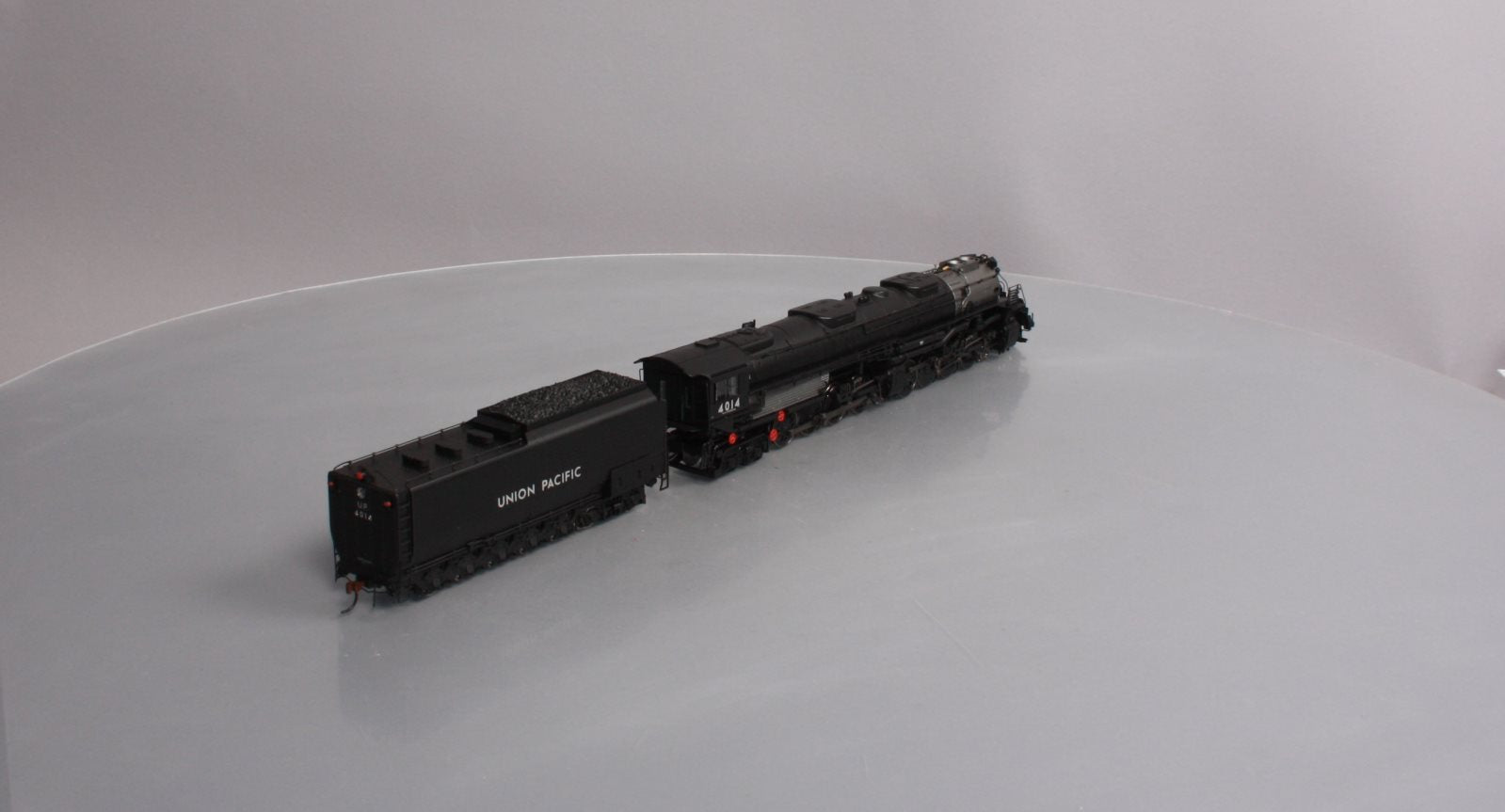 Athearn G97205 HO Scale Union Pacific 4-8-8-4 Big Boy Steam w/DCC & Sound #4014