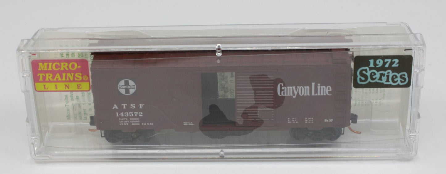 Micro-Trains 02000072 N ATSF 40' Standard Single Door Boxcar #143572