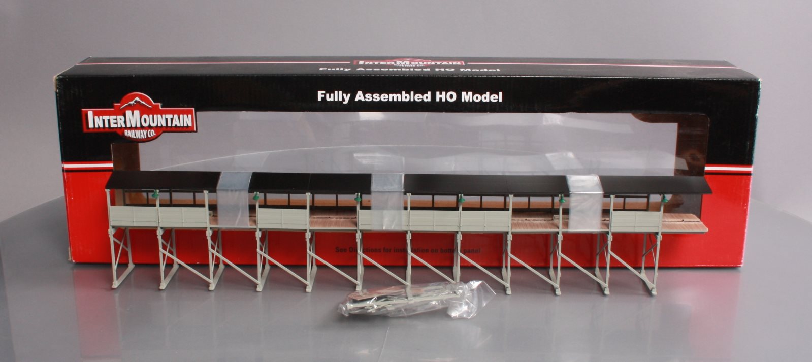 InterMountain T451014 HO PFE Gray Icing Platform Assembled