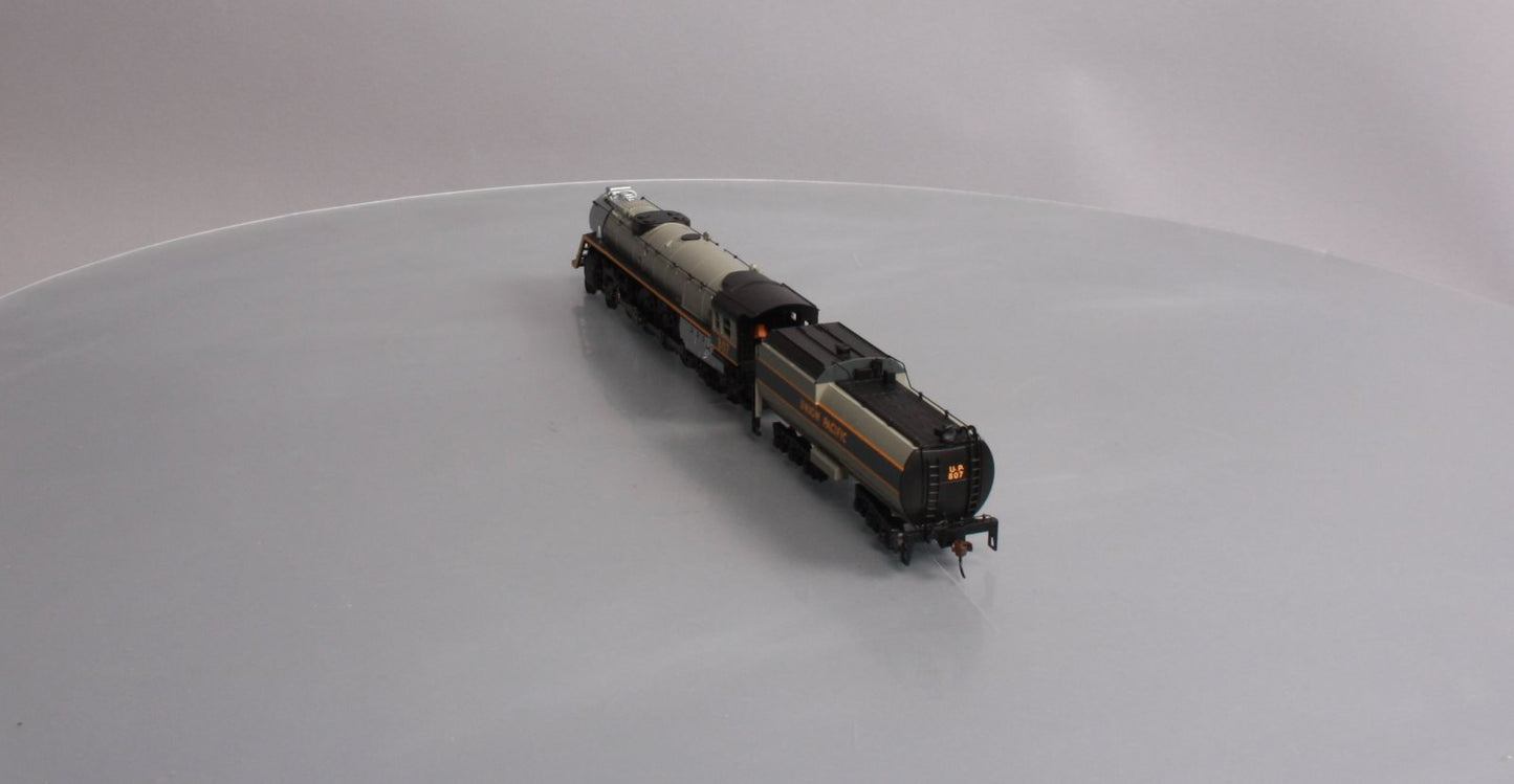 Bachmann 53502 HO Union Pacific 4-8-4 Steam Locomotive & Tender #807