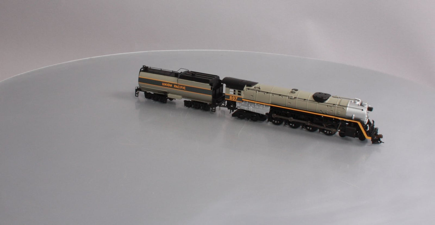 Bachmann 53502 HO Union Pacific 4-8-4 Steam Locomotive & Tender #807