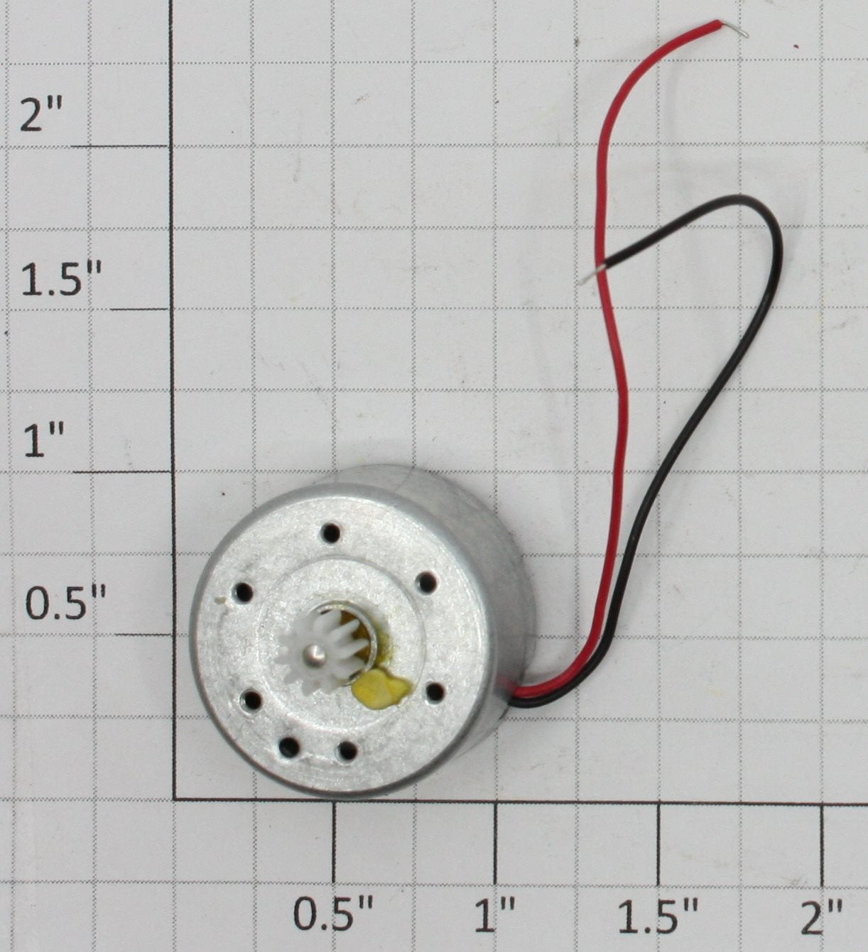 Lionel 2107-100 Tug of War Round Miniature DC Motor with Gear