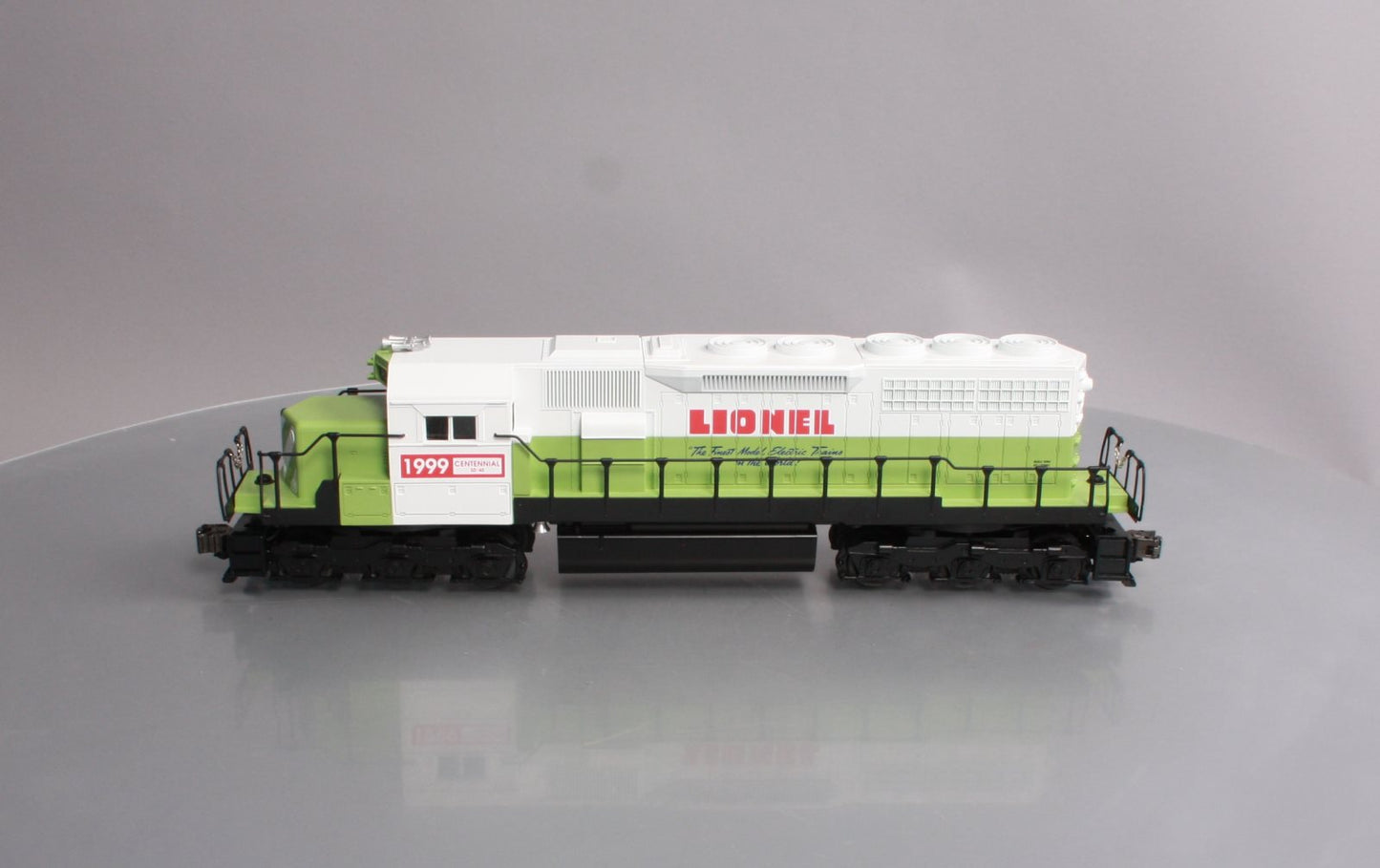 Lionel 6-18585 O Centennial SD-40 Diesel Locomotive #1999 LN/Box