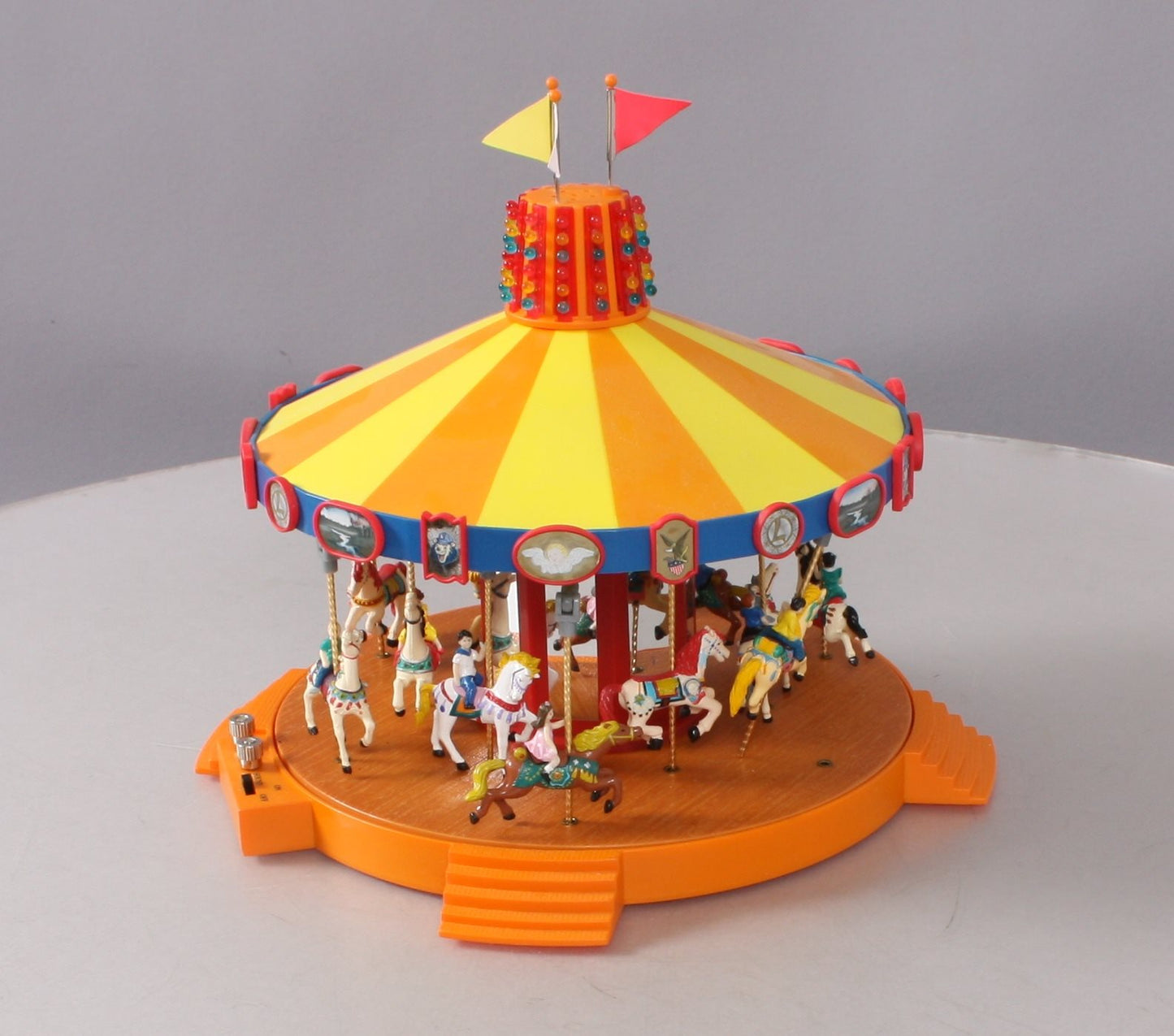 Lionel 6-14109 Operating Circus Carousel LN/Box