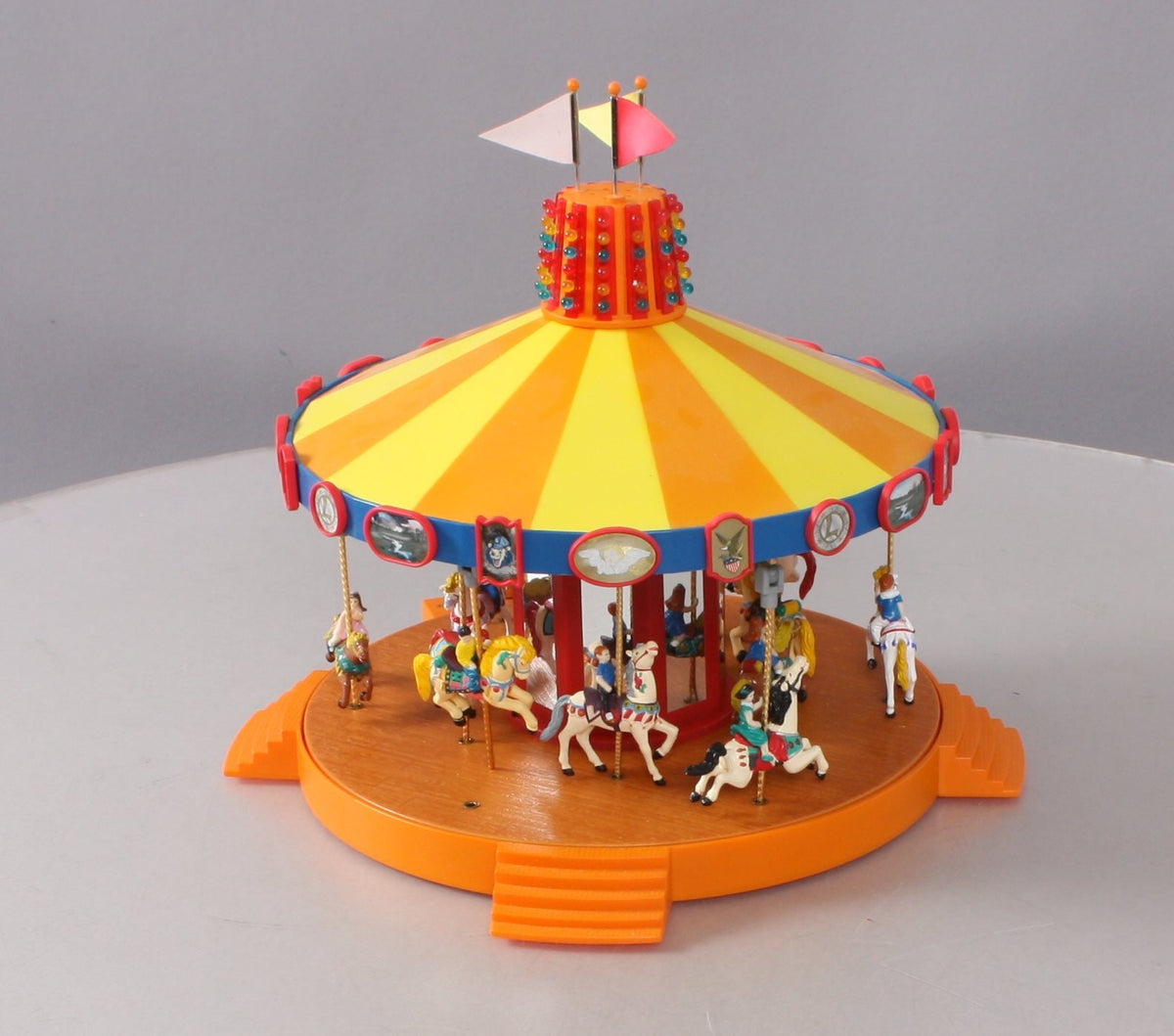 Lionel 6-14109 Operating Circus Carousel NIB