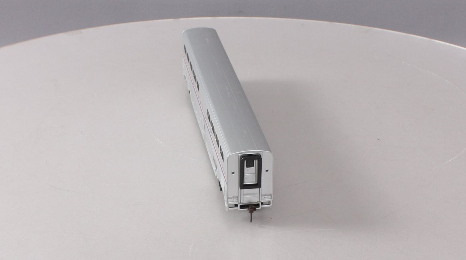 Walthers 932-6131 HO Amtrak Superliner II Dining Car EX/Box