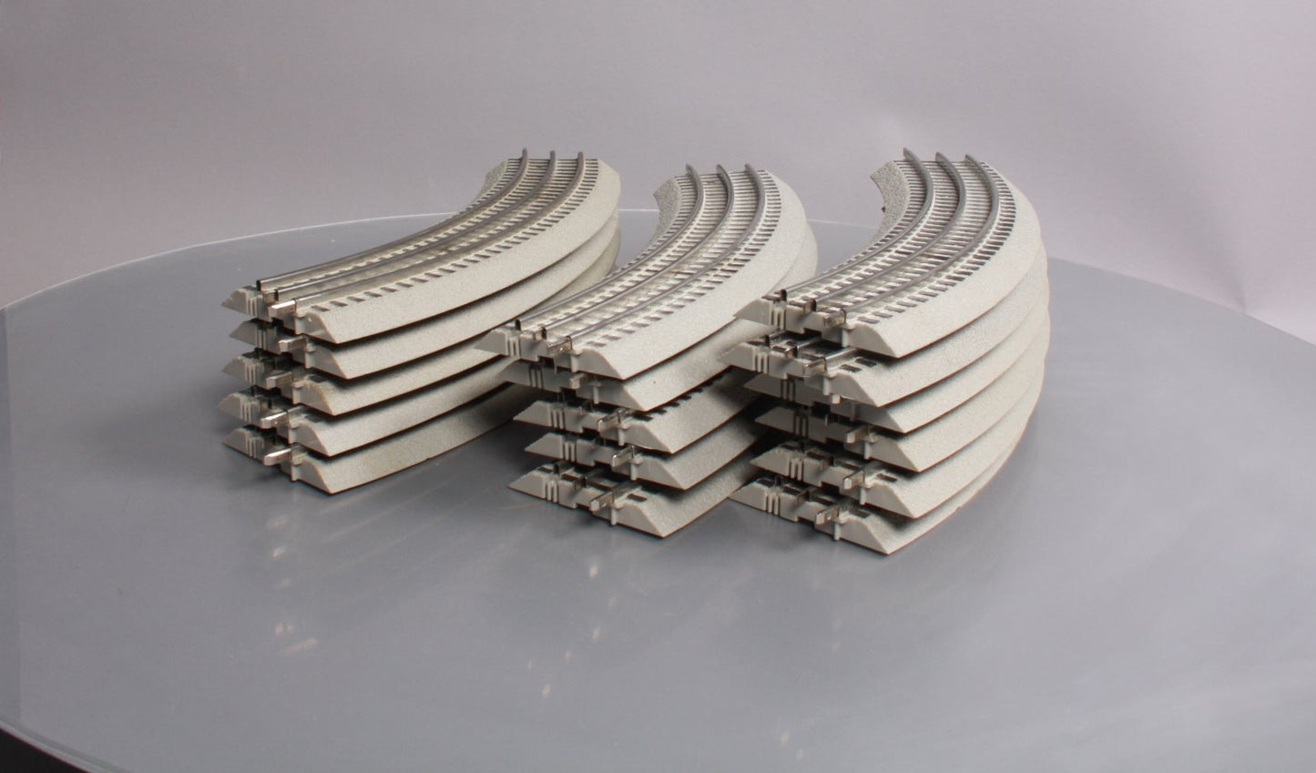 Lionel 6-12015 FasTrack O36 45-Degree Curved Track Sections (16) EX