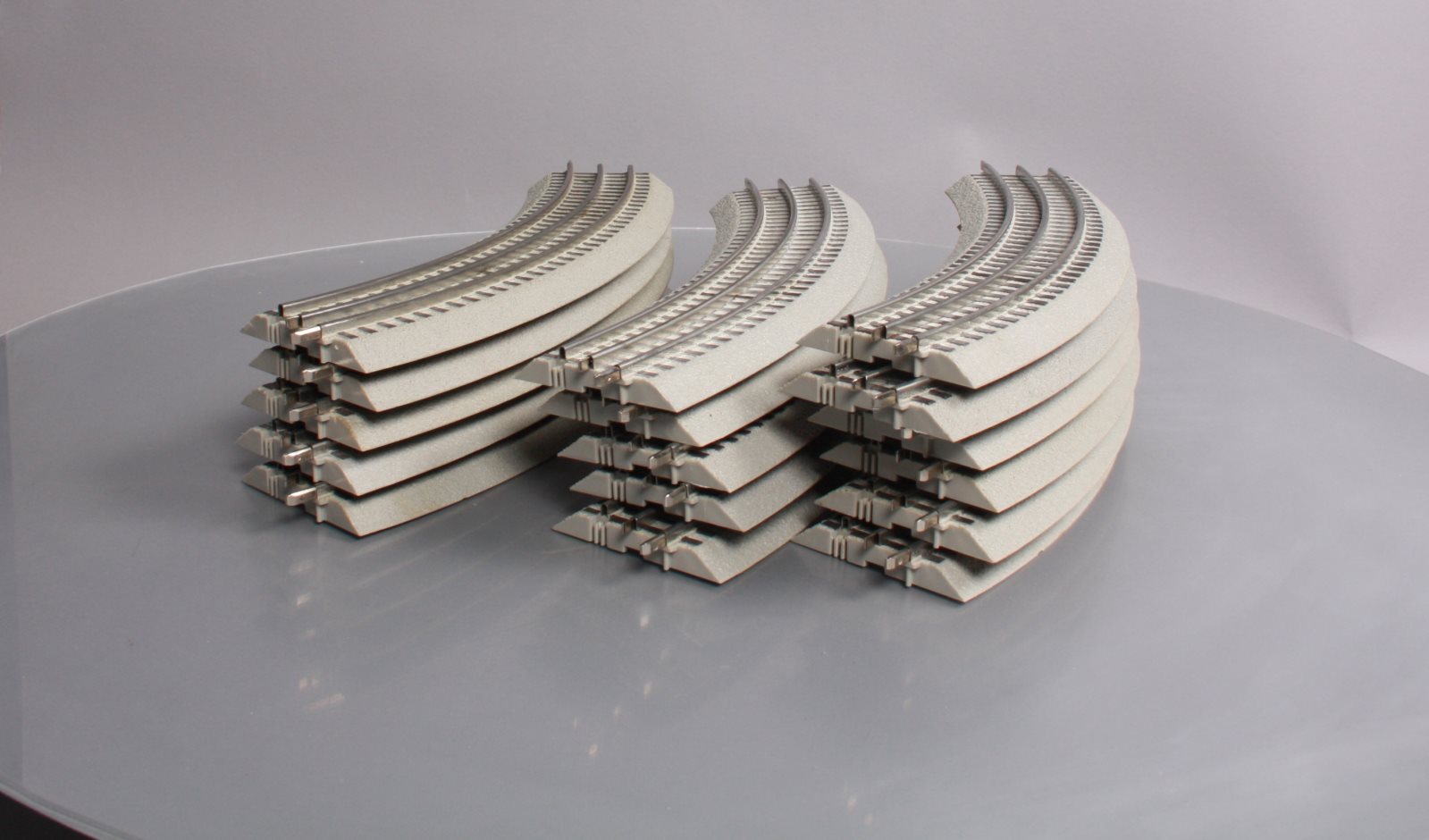 Lionel 6-12015 FasTrack O36 45-Degree Curved Track (19) VG