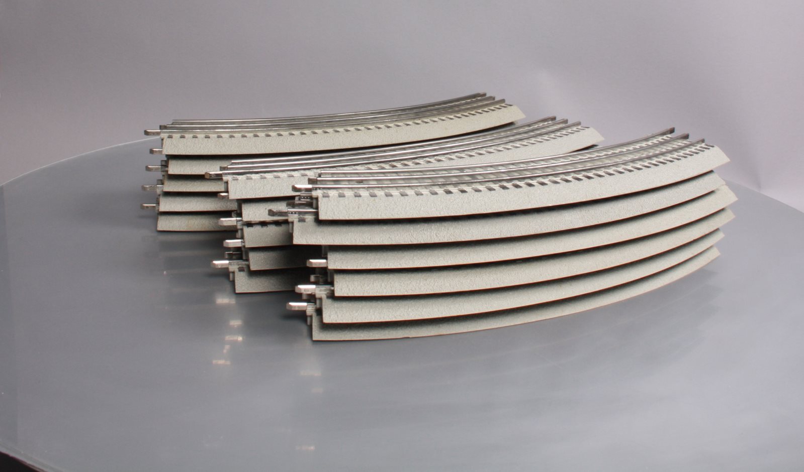Lionel 6-12015 FasTrack O36 45-Degree Curved Track Sections (16) EX