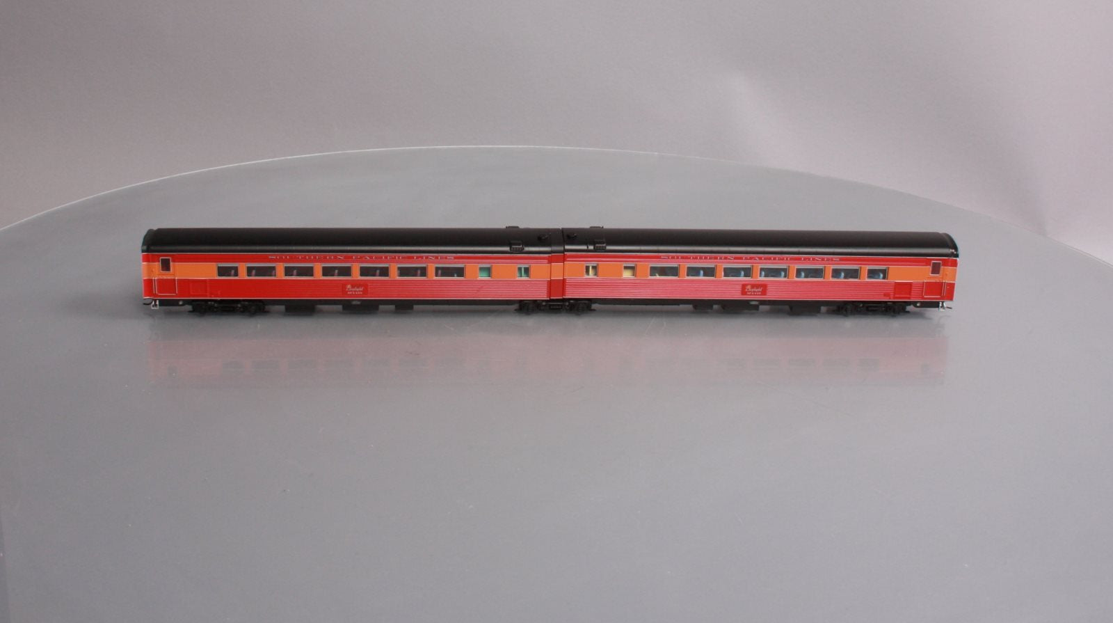Broadway Limited 698 HO Southern Pacific Daylight Articulated Passenger Car