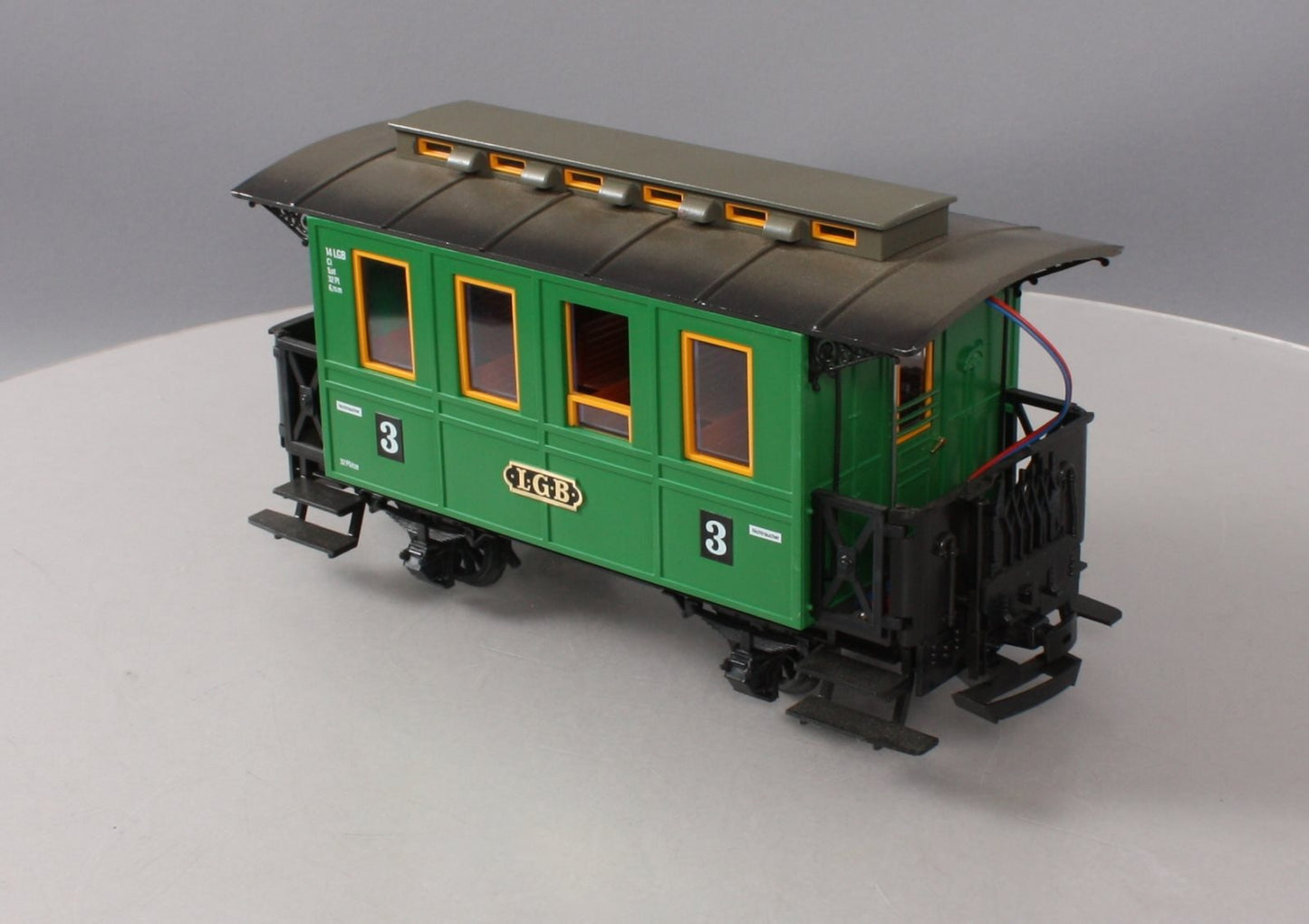 LGB 3010 Green 4-Wheel Passenger Car with Light LN/Box