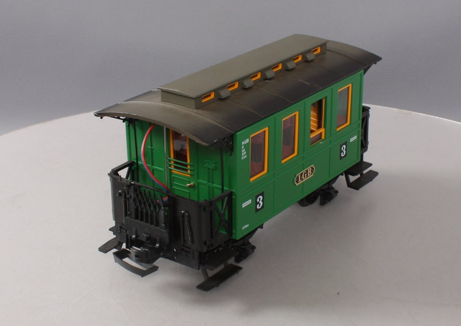 LGB 3010 Green 4-Wheel Passenger Car with Light LN/Box