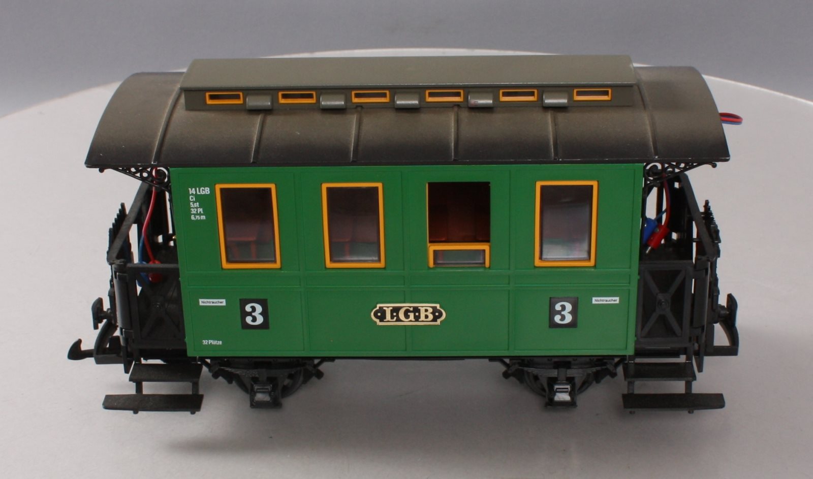 LGB 3010 Green 4-Wheel Passenger Car with Light LN/Box