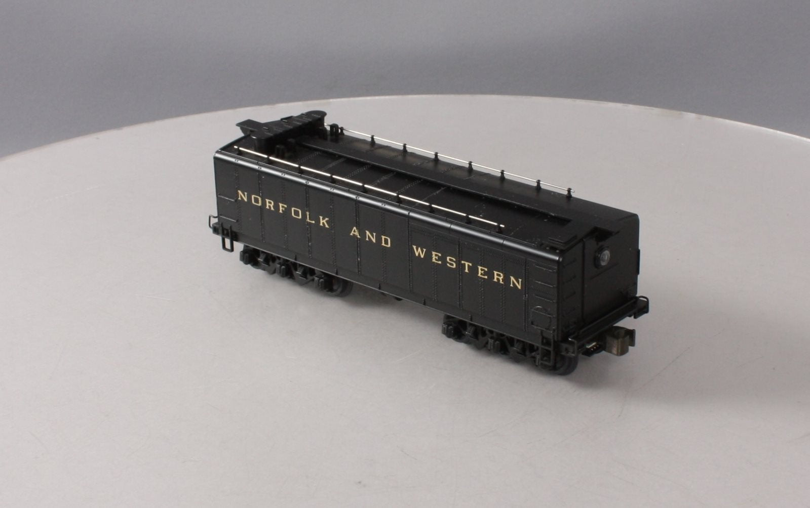 MTH 20-3127 O Gauge Norfolk & Western Y6b Die-Cast Auxiliary Water Tender LN/Box
