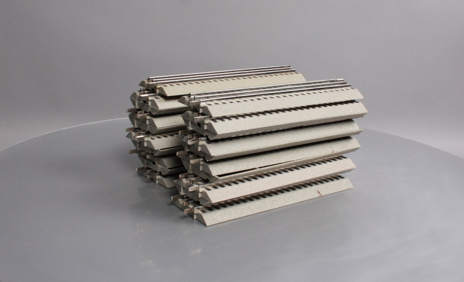 Lionel 6-12014 FasTrack 10 Inch Straight Track (20) EX