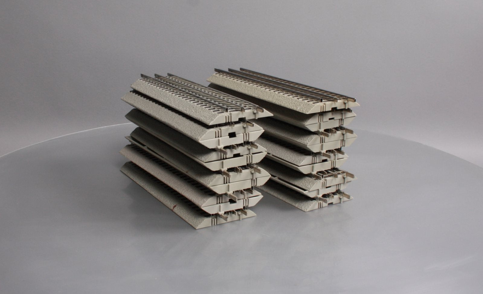 Lionel 6-12014 FasTrack 10 Inch Straight Track (20) EX