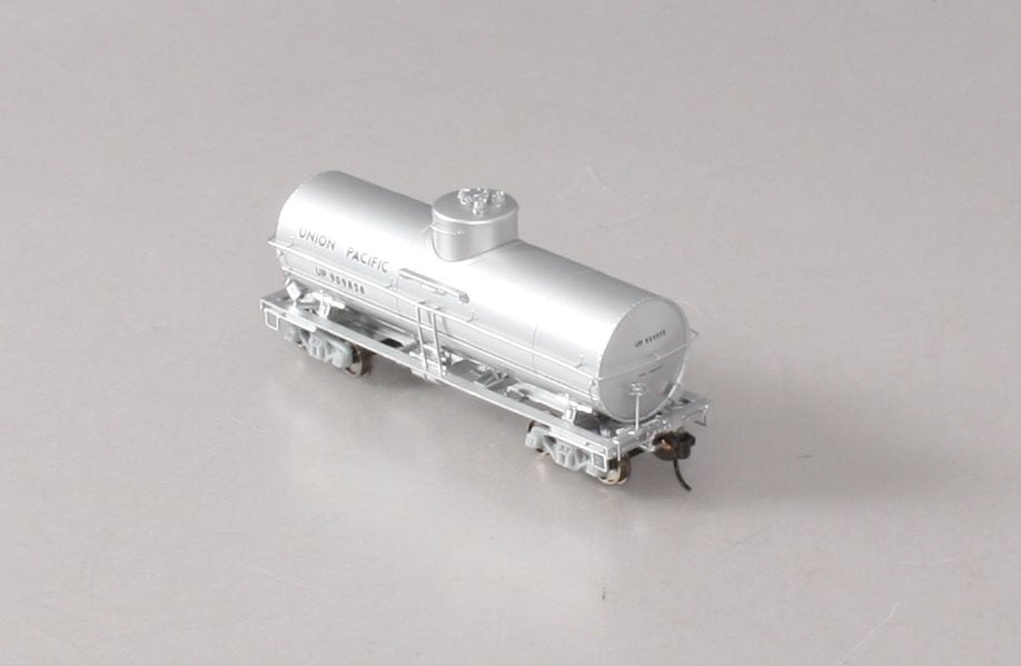 Walthers 932-42205 HO Union Pacific 10,000 Gallon Insulated Tank Car #909858 LN/Box