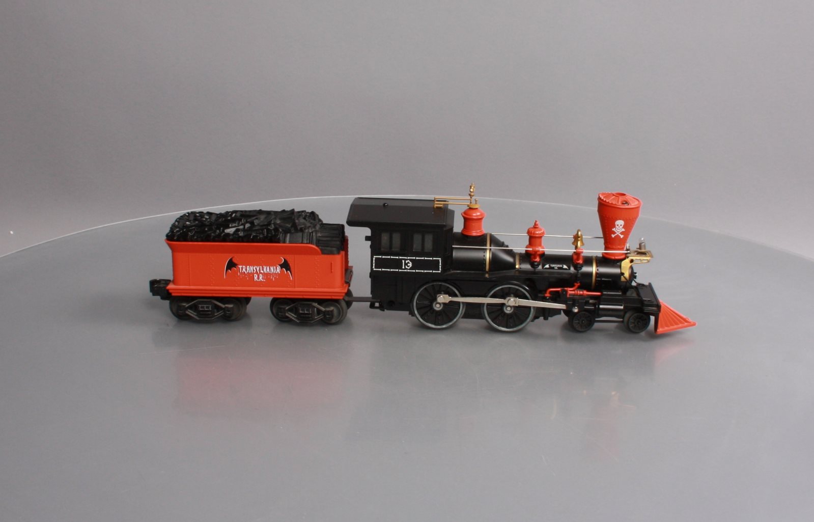 Lionel 6-18730 Halloween General Steam Locomotive and Tender #13 LN/Box
