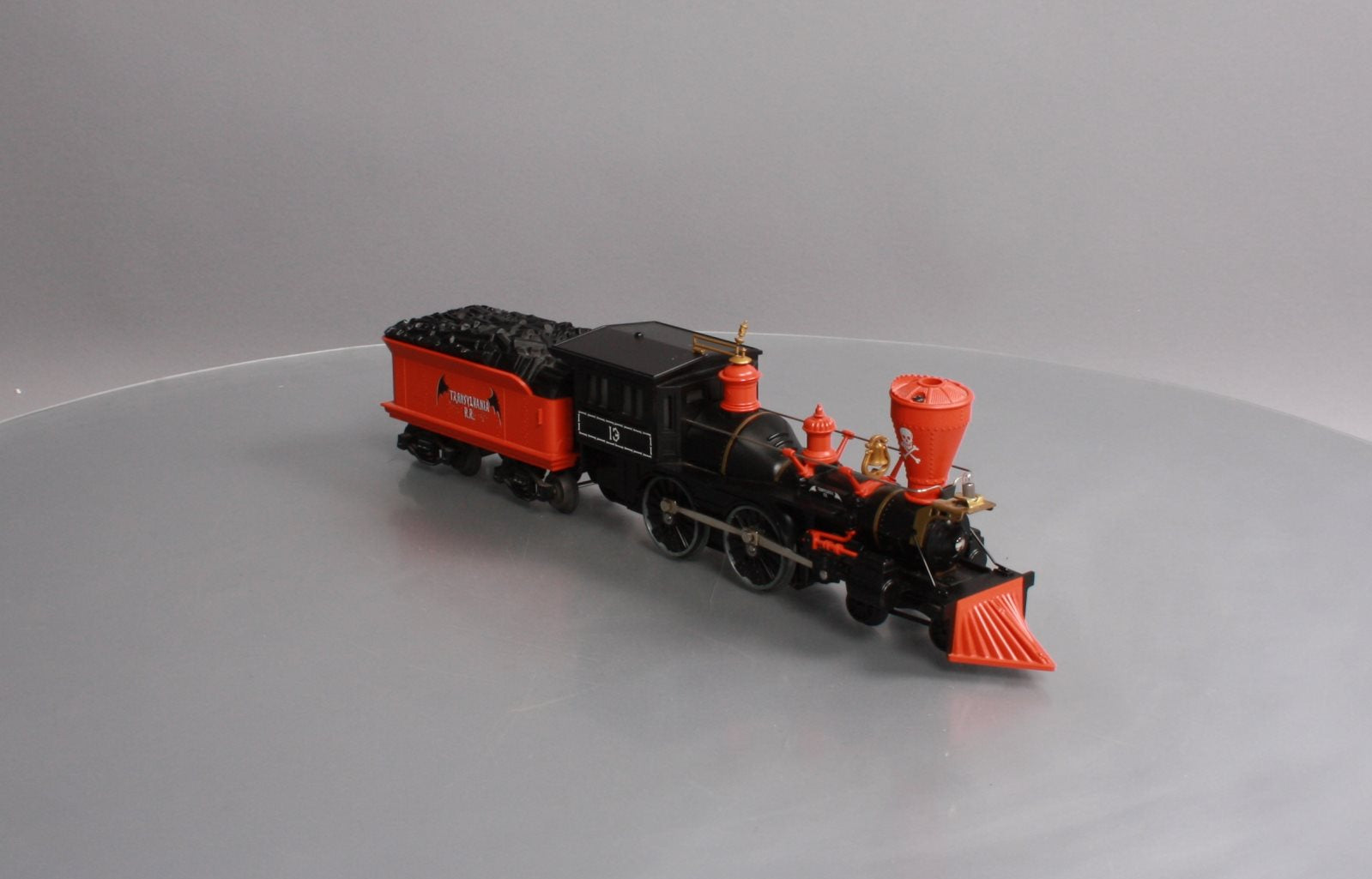 Lionel 6-18730 Halloween General Steam Locomotive and Tender #13 LN/Box
