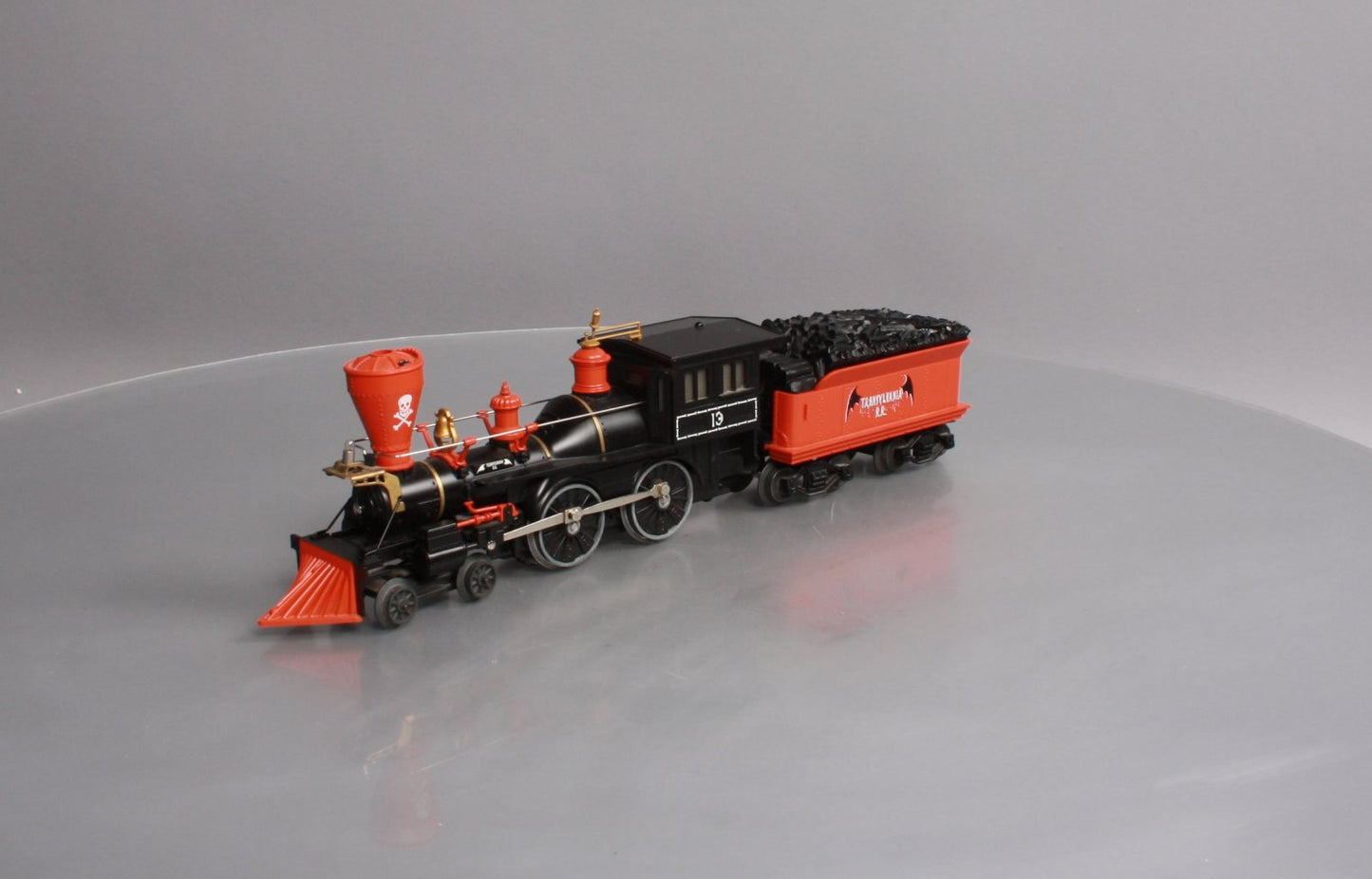 Lionel 6-18730 Halloween General Steam Locomotive and Tender #13 LN/Box