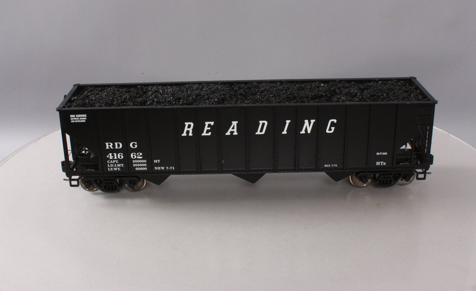 Aristo-Craft 41423 Reading 3 Bay 100 Ton Coal Hopper - Metal Wheels