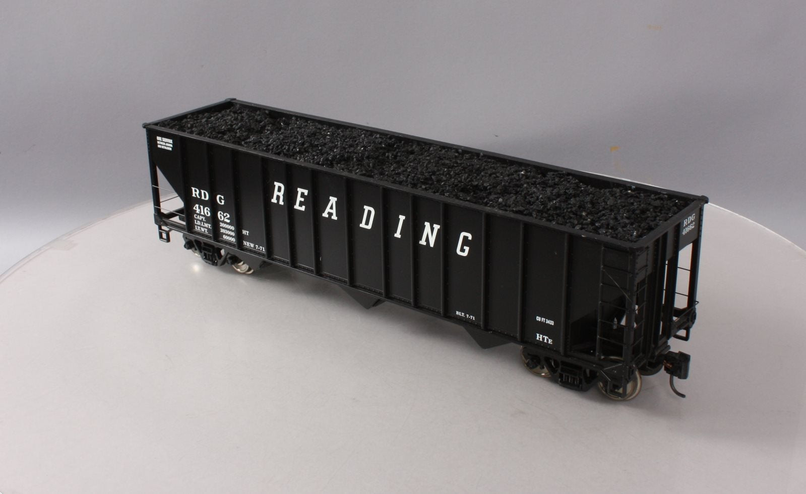 Aristo-Craft 41423 Reading 3 Bay 100 Ton Coal Hopper - Metal Wheels