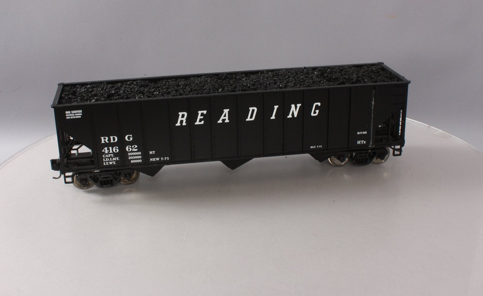 Aristo-Craft 41423 Reading 3 Bay 100 Ton Coal Hopper - Metal Wheels