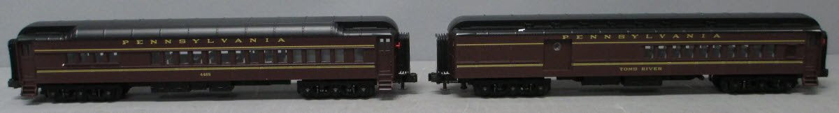 MTH 20-4144 O Pennsylvania 70' Madison Combine/Diner Passenger Set (Set of 2) LN/Box