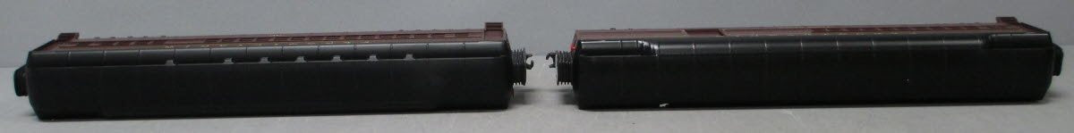 MTH 20-4144 O Pennsylvania 70' Madison Combine/Diner Passenger Set (Set of 2) LN/Box